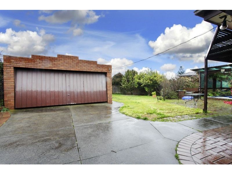 4 Deborah Court, Mount Waverley VIC 3149