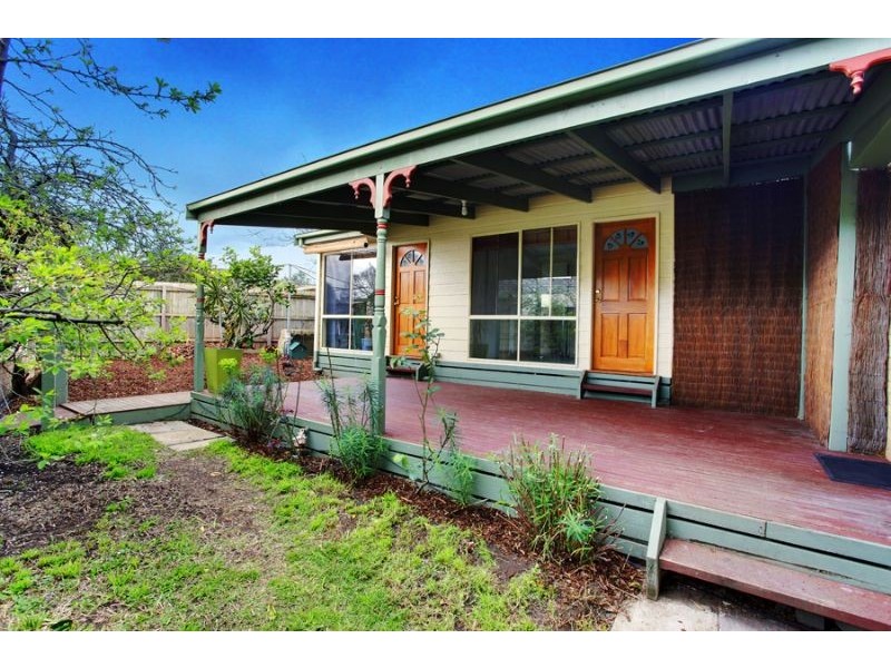 13 Kanooka Avenue, Ashwood VIC 3147