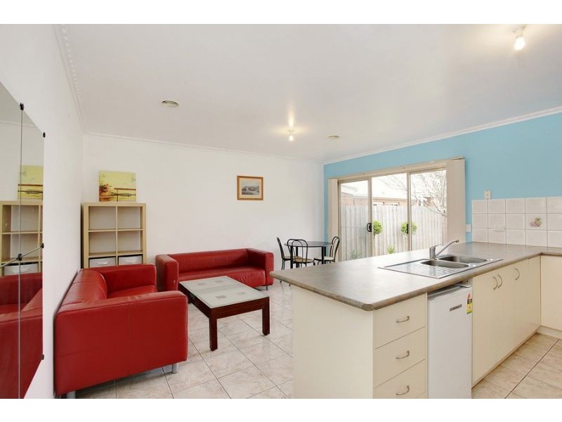 1/12 Sinnott Street, Burwood VIC 3125