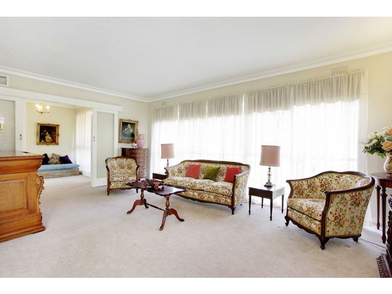 5 Glendowan Road, Mount Waverley VIC 3149