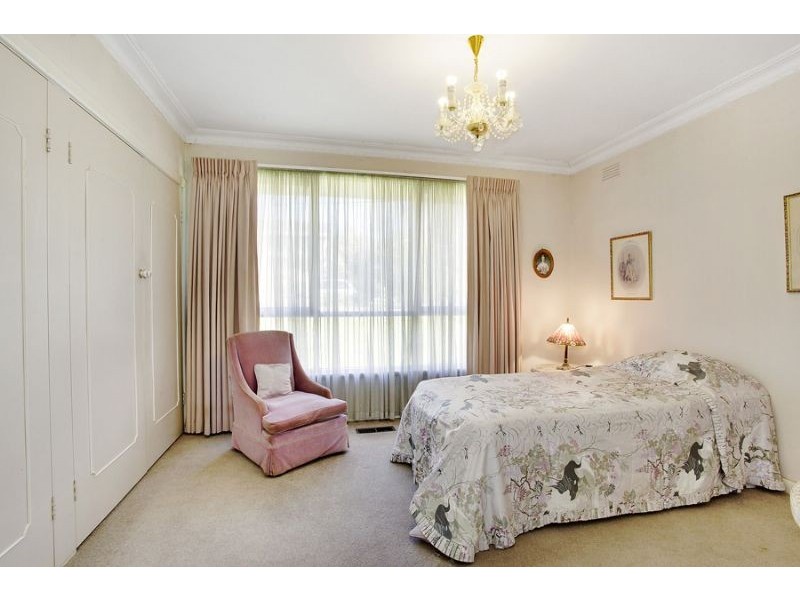 5 Glendowan Road, Mount Waverley VIC 3149