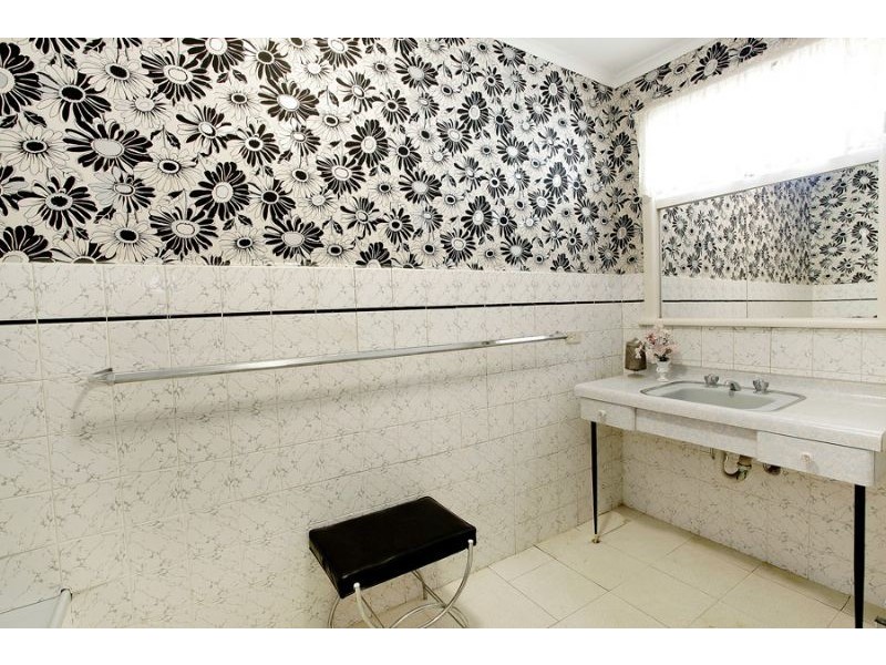 5 Glendowan Road, Mount Waverley VIC 3149