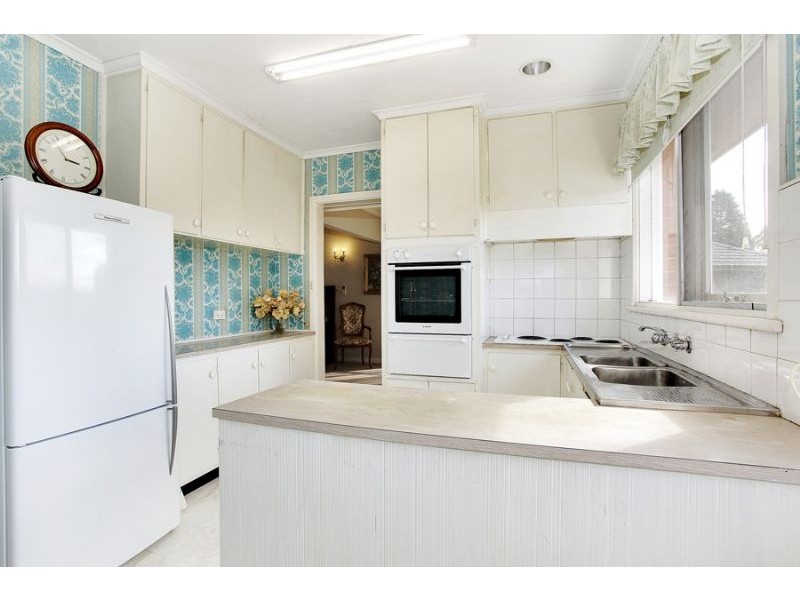 5 Glendowan Road, Mount Waverley VIC 3149