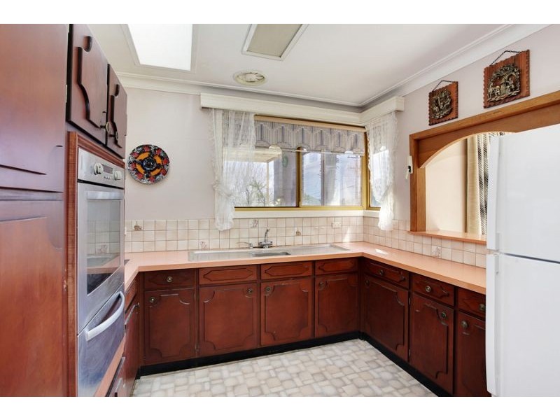 18 Eildon Road, Ashwood VIC 3147