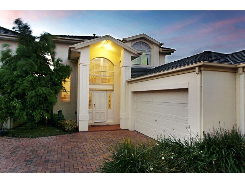 4 Pinoak Close, Burwood VIC 3125