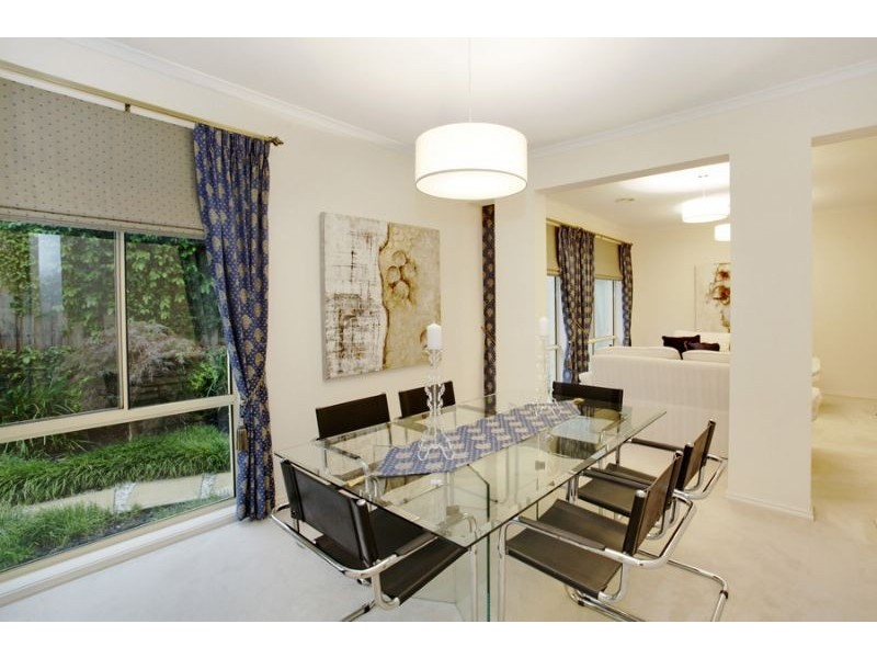 4 Pinoak Close, Burwood VIC 3125