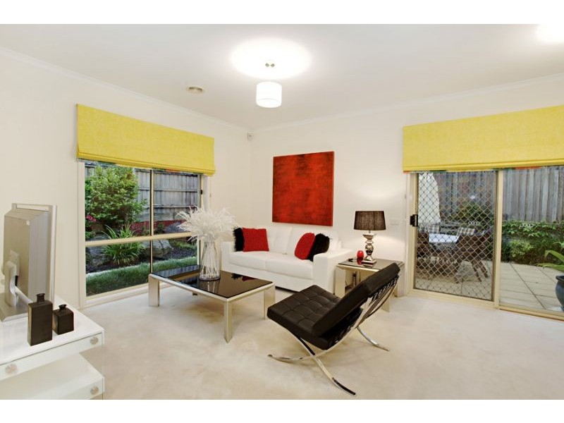 4 Pinoak Close, Burwood VIC 3125