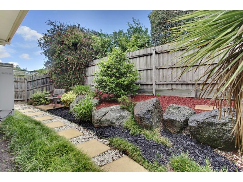 4 Pinoak Close, Burwood VIC 3125