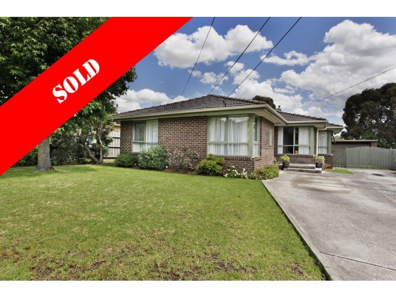 8 Tudiwali Crescent, Wheelers Hill VIC 3150