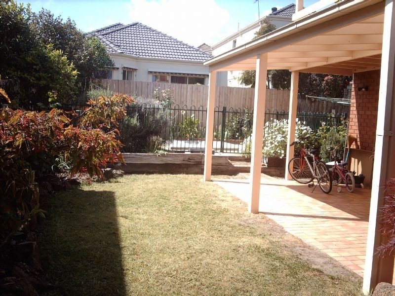 98 Headingley Road, Mount Waverley VIC 3149