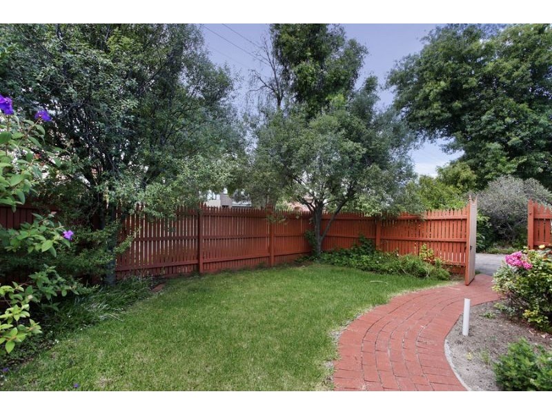 1/11 Mount Pleasant, Mount Waverley VIC 3149