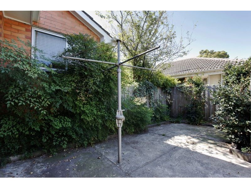 2/25 Grenfell Road, Mount Waverley VIC 3149