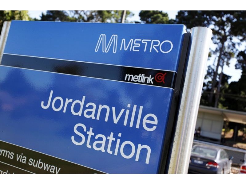 2/25 Grenfell Road, Mount Waverley VIC 3149