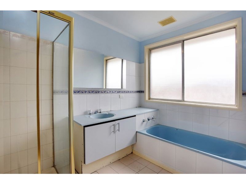 21 Moona Street, Burwood East VIC 3151