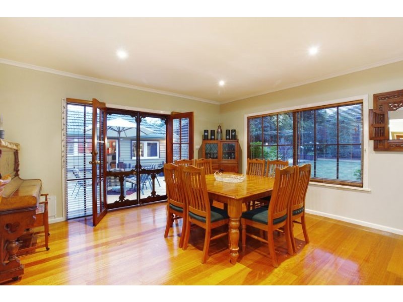 4 Therese Avenue, Mount Waverley VIC 3149