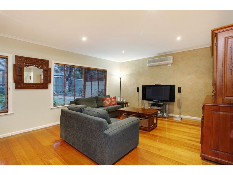 4 Therese Avenue, Mount Waverley VIC 3149