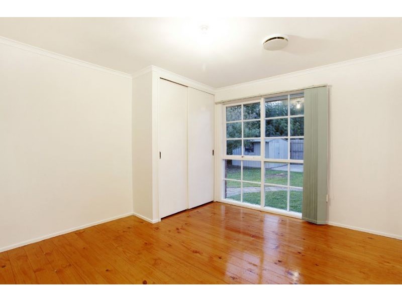 9 Acland Close, Mulgrave VIC 3170