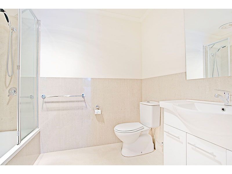 2/2 Hilton Street, Mount Waverley VIC 3149