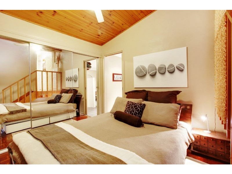 19 Cam Street, Burwood East VIC 3151