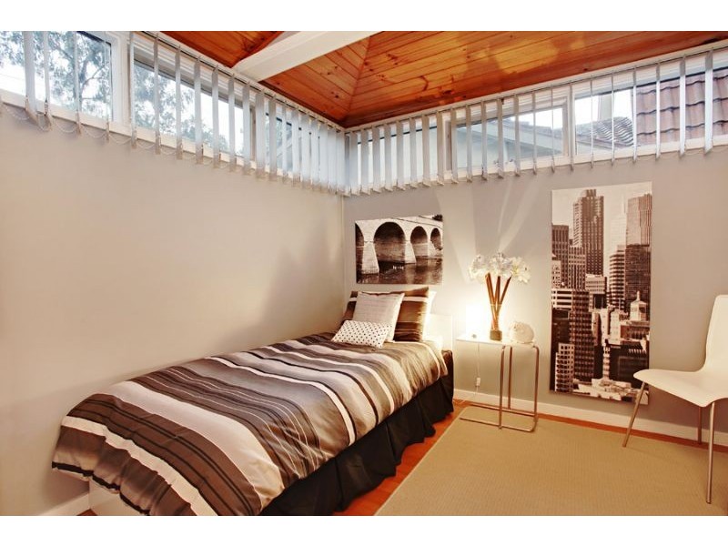 19 Cam Street, Burwood East VIC 3151