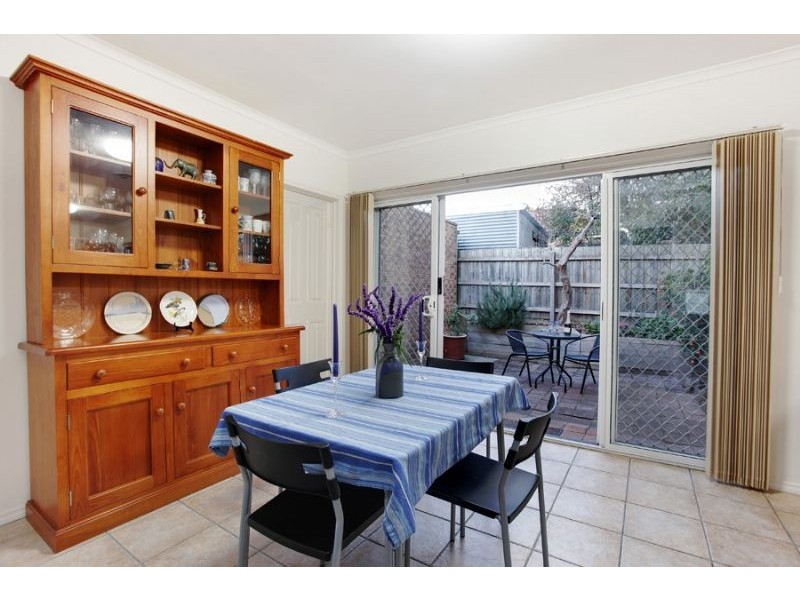 2/10 Wills Avenue, Mount Waverley VIC 3149