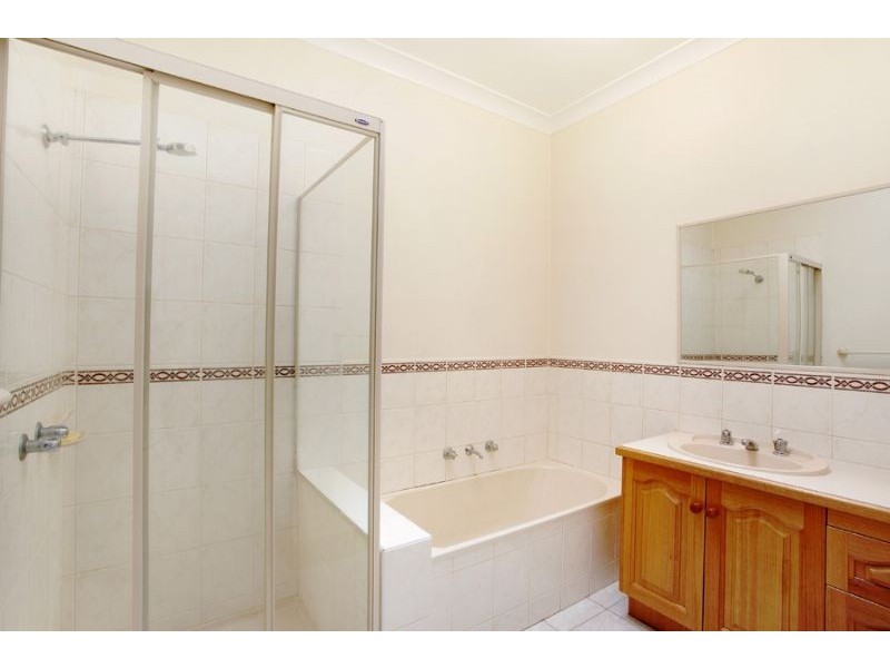 2/536 High Street Road, Mount Waverley VIC 3149