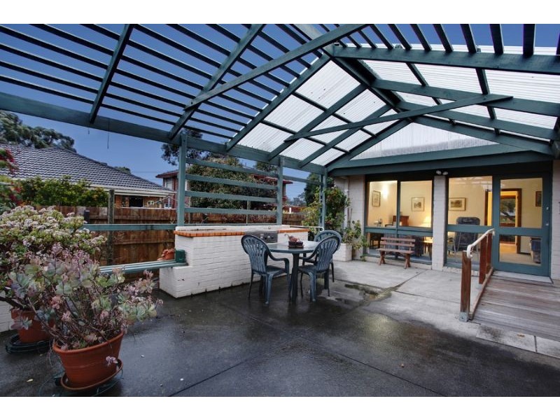 11 Ormiston Street, Mount Waverley VIC 3149