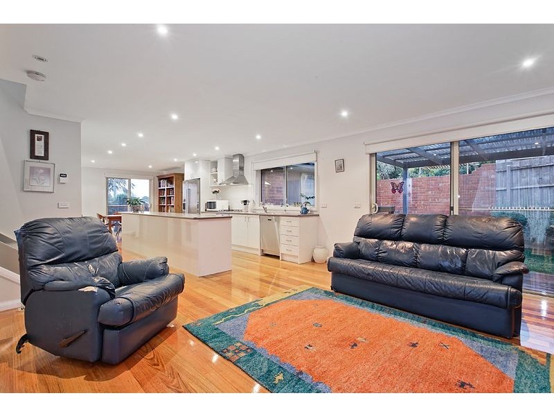 2/41 Wave Avenue, Mount Waverley VIC 3149