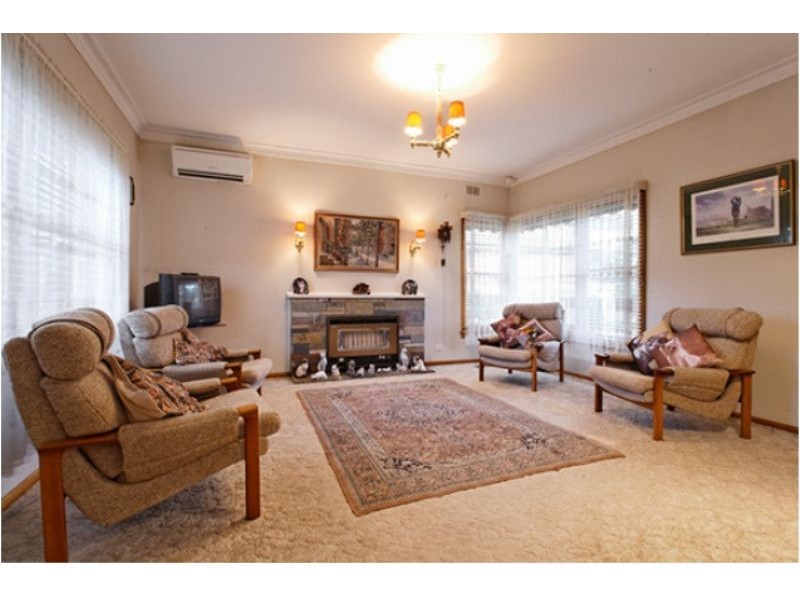 18 Werder Street, Box Hill North VIC 3129