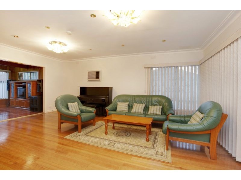 48 Mudgee Street, Burwood East VIC 3151