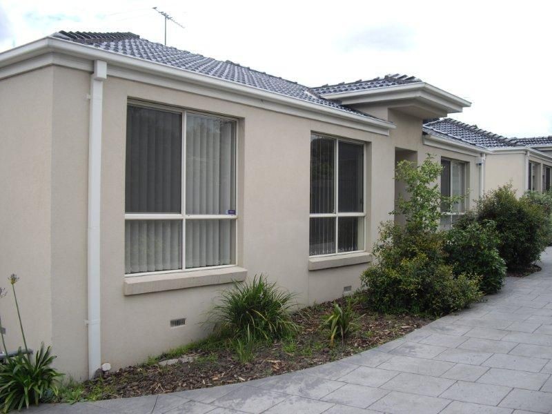 2/2 Adrienne Crescent, Mount Waverley VIC 3149