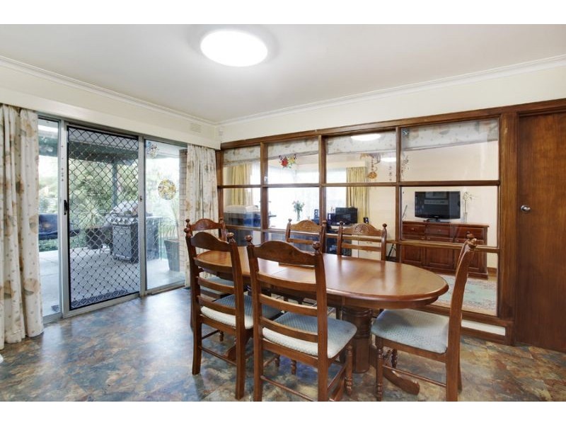 19 Moona Street, Burwood East VIC 3151