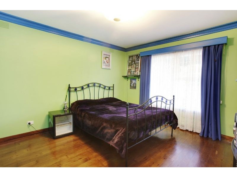 19 Moona Street, Burwood East VIC 3151