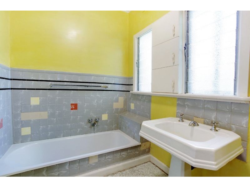 62 Price Avenue, Mount Waverley VIC 3149