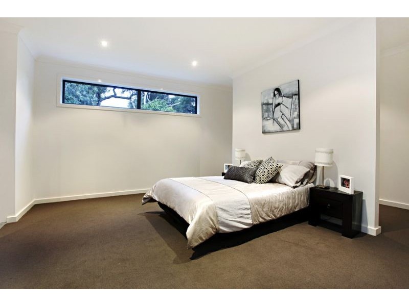 39 Amber Grove, Mount Waverley VIC 3149