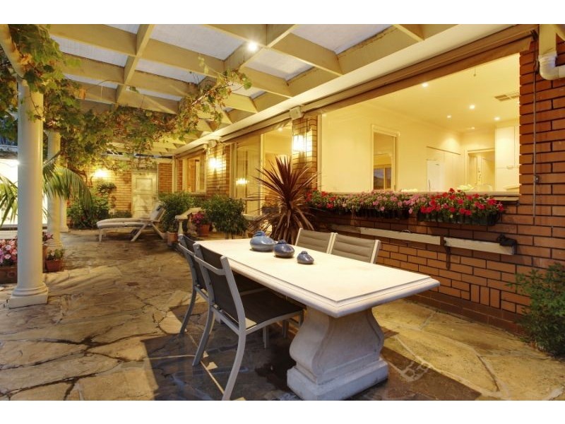 3 Bradstreet Road, Mount Waverley VIC 3149