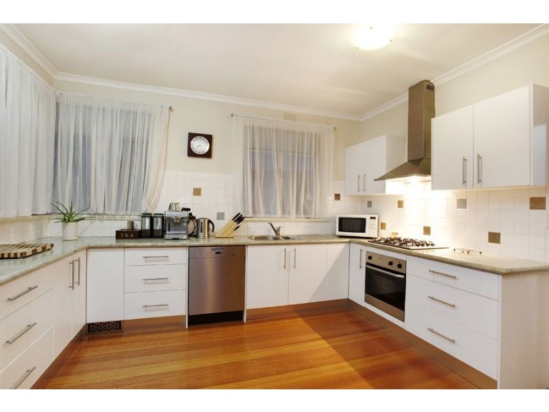 53 Josephine Avenue, Mount Waverley VIC 3149