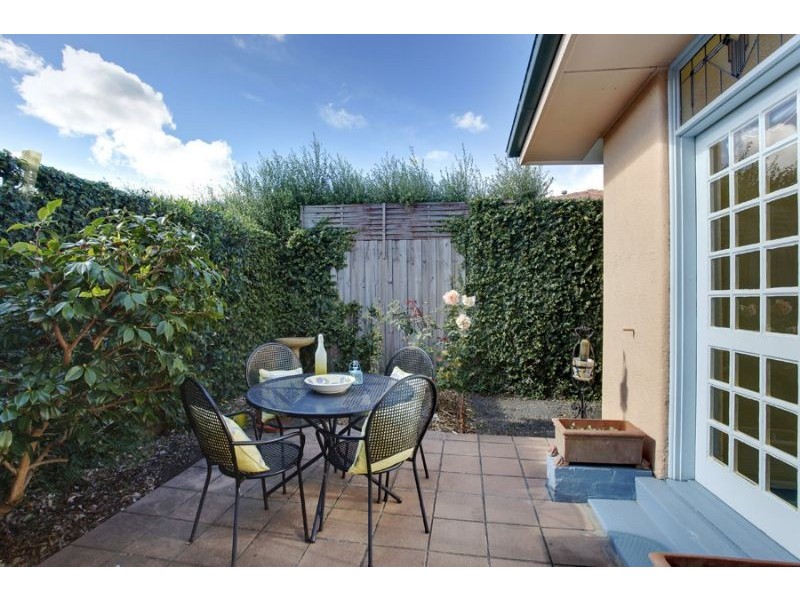 1/6 Myora Court, Chadstone VIC 3148