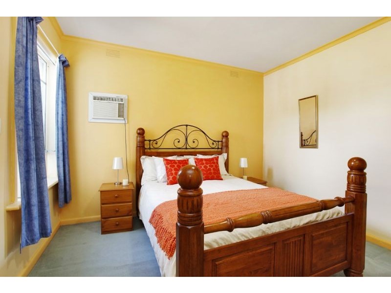 1/6 Myora Court, Chadstone VIC 3148