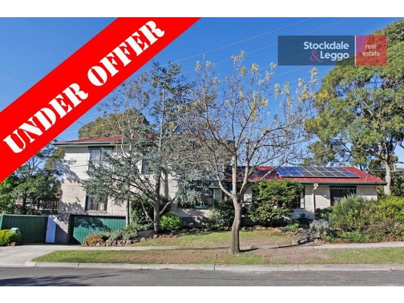 19 Sampson Drive, Mount Waverley VIC 3149