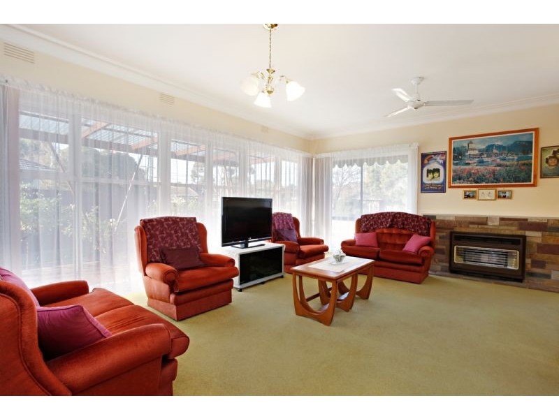 3 Howard Avenue, Mount Waverley VIC 3149