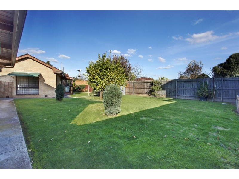 3 Howard Avenue, Mount Waverley VIC 3149