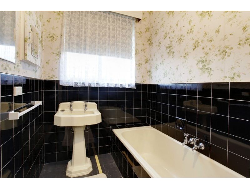 20 Jacqueline Road, Mount Waverley VIC 3149