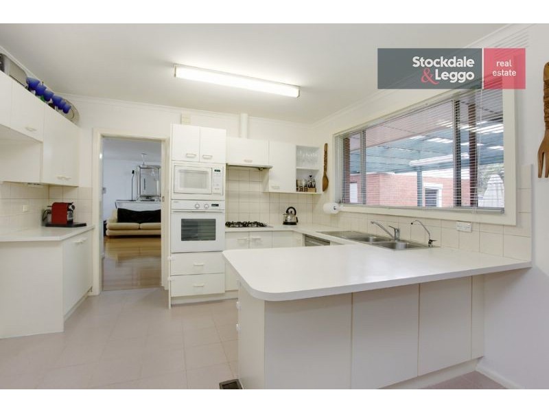 4 Norray Avenue, Mount Waverley VIC 3149