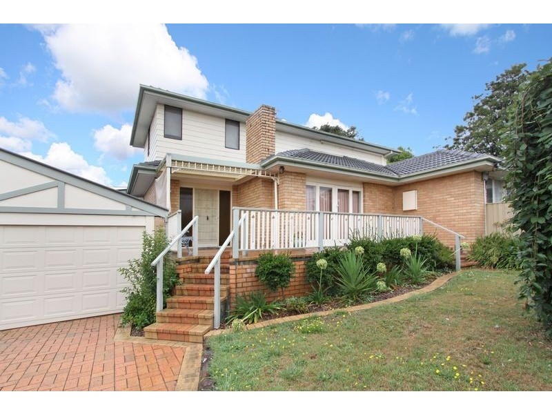 1 Poplar Avenue, Ashwood VIC 3147