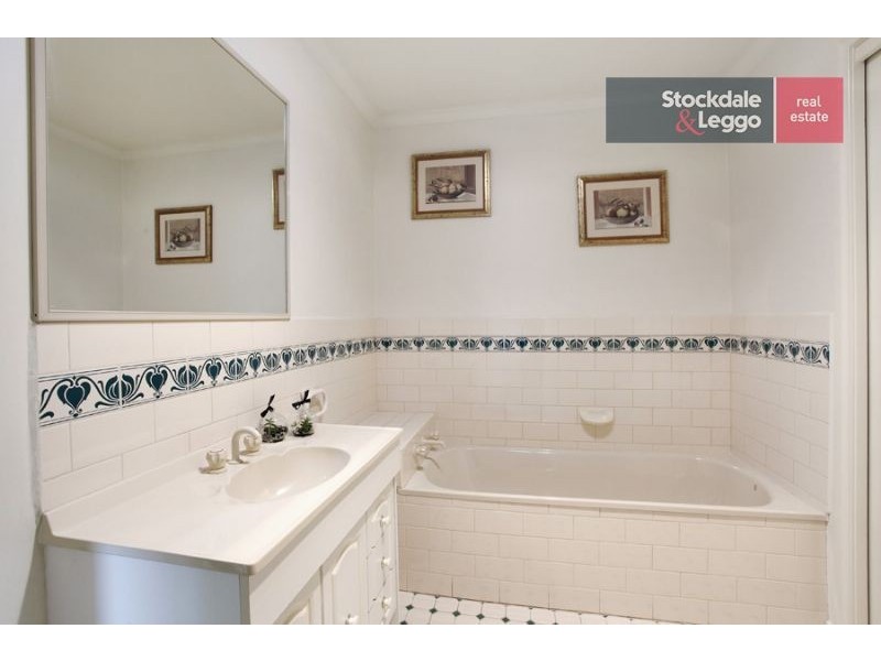 3/3 Wridgway Avenue, Burwood VIC 3125