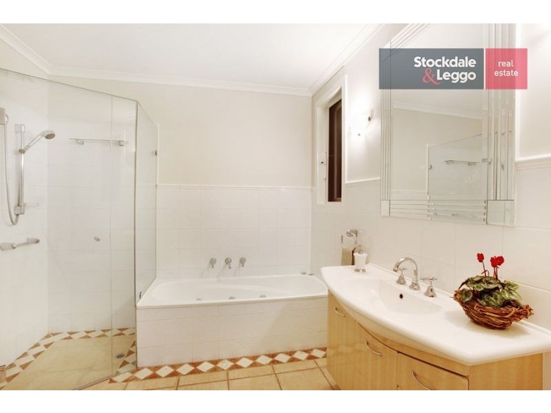 16 Lechte Road, Mount Waverley VIC 3149