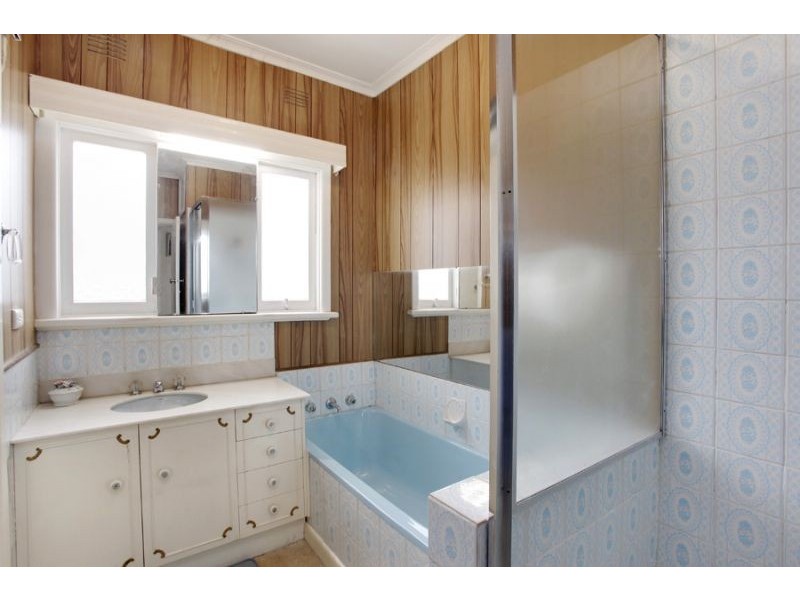 12 View Bank Road, Mount Waverley VIC 3149