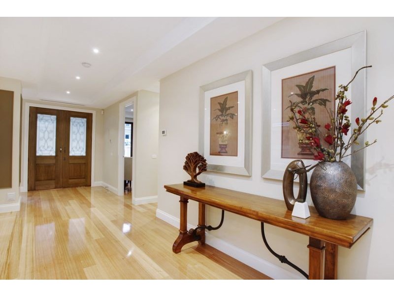 12 Inverell Avenue, Mount Waverley VIC 3149