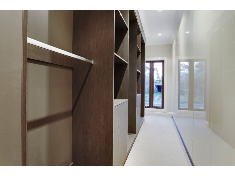 12 Inverell Avenue, Mount Waverley VIC 3149